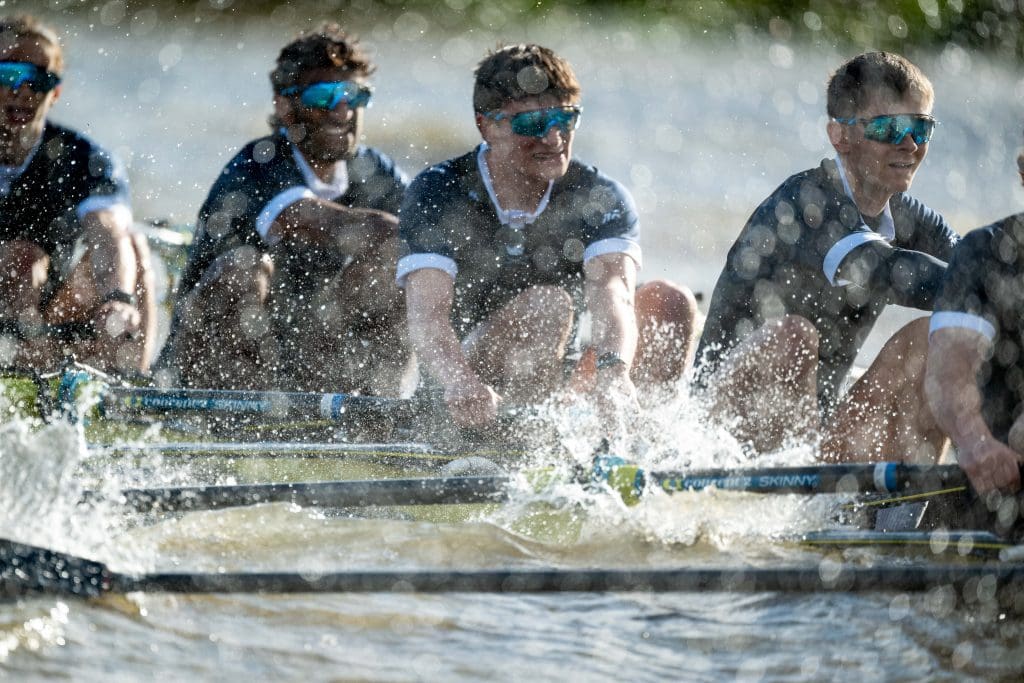Cambridge Dominates in Men’s Lightweight Boat Race Amidst Challenging